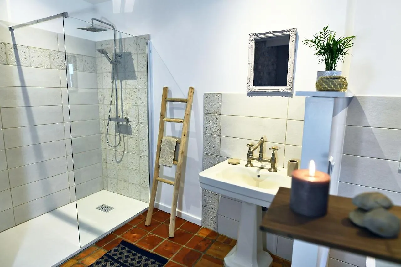 Le Bruit De L'Eau Hotel Labeaume